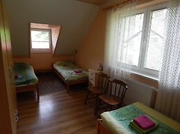 Sunny Holiday House B&B