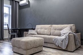 Apartment on Tyulenina 4-23