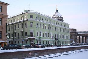 Apartment on Tyulenina 4-23