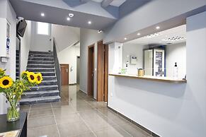 Aethon Airport Project Hotel-Free Shuttle
