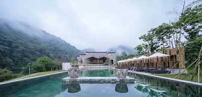 Wuyishan Demaotang Resort