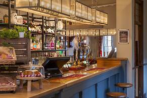 The Bell Inn Hotel, Stilton, Cambridgeshire