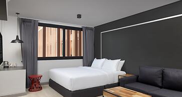 Prime Town - Posh & Port Hotel Phuket