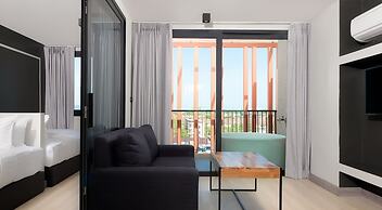 Prime Town - Posh & Port Hotel Phuket