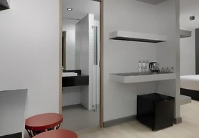 Prime Town - Posh & Port Hotel Phuket