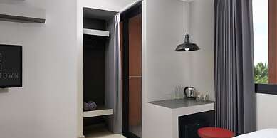 Prime Town - Posh & Port Hotel Phuket