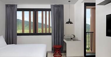 Prime Town - Posh & Port Hotel Phuket