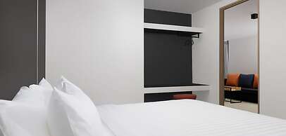 Prime Town - Posh & Port Hotel Phuket