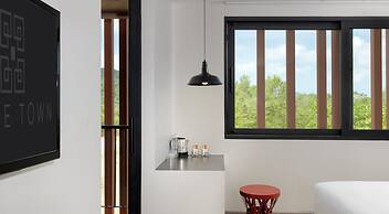 Prime Town - Posh & Port Hotel Phuket