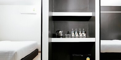 Prime Town - Posh & Port Hotel Phuket