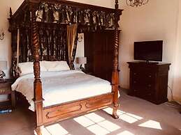 Brass Castle Country House Accommodation