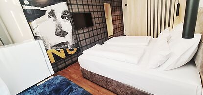 my MINGA Airport serviced Apartments