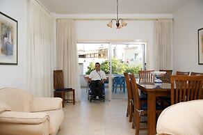 C & A Hotel Apartments