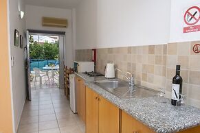 C & A Hotel Apartments