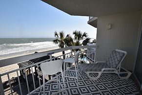 0206 Waters Edge Resort 1 Bedroom Condo by RedAwning