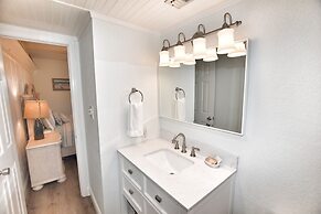 0206 Waters Edge Resort 1 Bedroom Condo by RedAwning