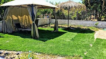 Katakolo Swim & Stay Big House 8 guests