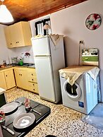 Katakolo Swim & Stay Big House 8 guests