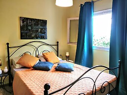 Katakolo Swim & Stay Big House 8 guests