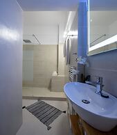 Acropolis Exclusive Studio