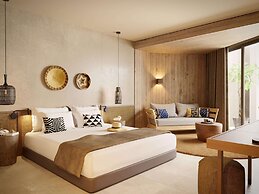 Minos Ambassador - Adults only