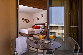 Minos Ambassador - Adults only