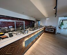 Minos Ambassador - Adults only