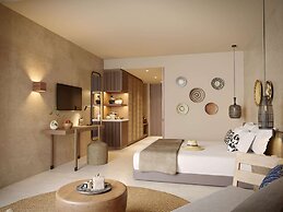 Minos Ambassador - Adults only