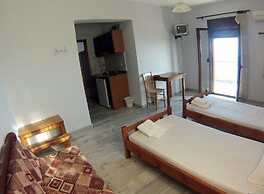 Kavos Melissa Studios