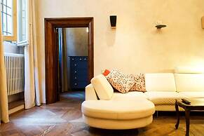 Santo Stefano Luxury Apartment