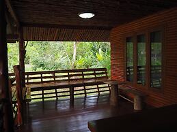 Pru Valley Thaley Tai Resort