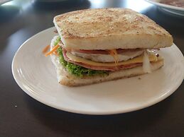 Pru Valley Thaley Tai Resort