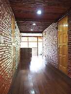 Pru Valley Thaley Tai Resort