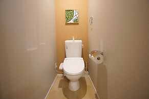 Koti Sopo Universal Bay 1 by Liaison