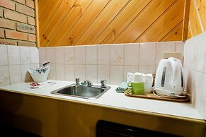 Castlemaine Colonial Motel and Apartments