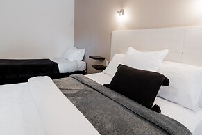 Castlemaine Colonial Motel and Apartments