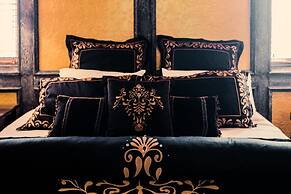 Castlemaine Colonial Motel and Apartments