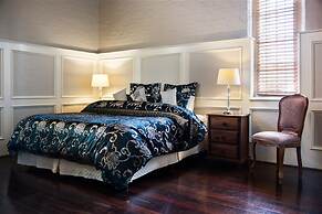 Castlemaine Colonial Motel and Apartments