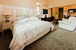 Castlemaine Colonial Motel and Apartments