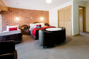 Castlemaine Colonial Motel and Apartments