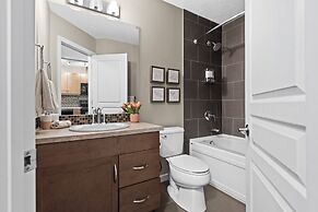 GLOBALSTAY. Modern Downtown Condos. Free parking
