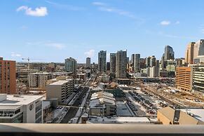 GLOBALSTAY. Modern Downtown Condos. Free parking