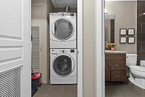 GLOBALSTAY. Modern Downtown Condos. Free parking