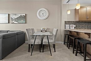 GLOBALSTAY. Modern Downtown Condos. Free parking