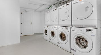 Apēron Apartment Hotel