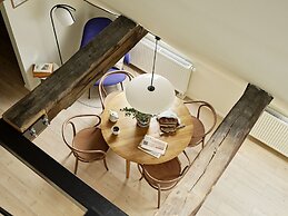 Apēron Apartment Hotel