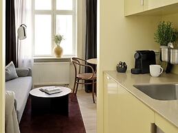 Apēron Apartment Hotel