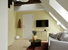 Apēron Apartment Hotel