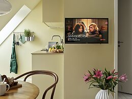 Apēron Apartment Hotel