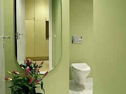 Apēron Apartment Hotel